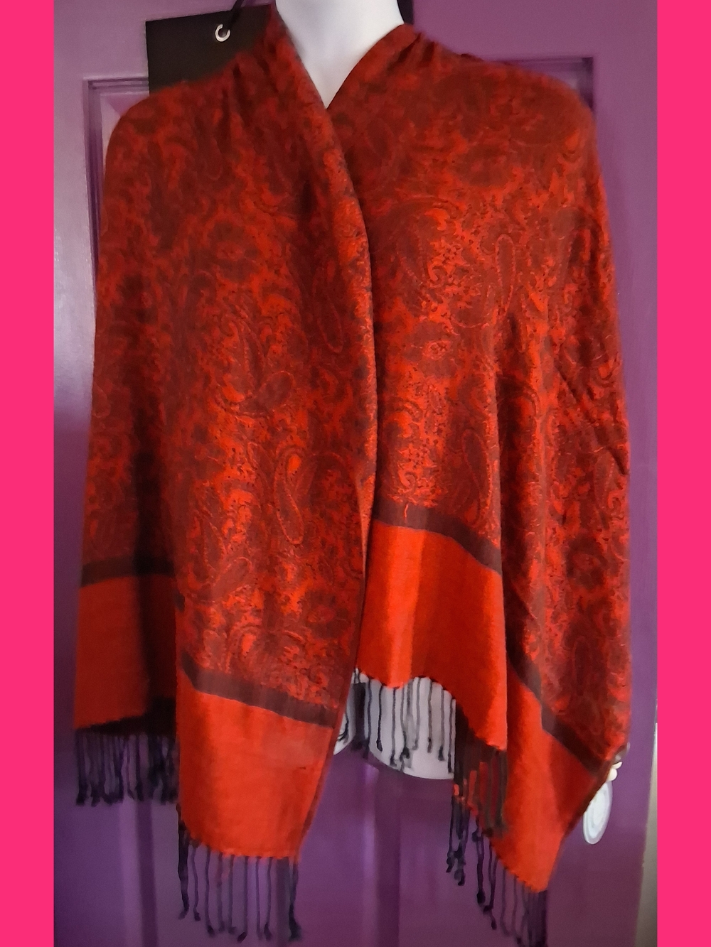 🐶5/$10🐶-Red Paisley Fringe Scarf